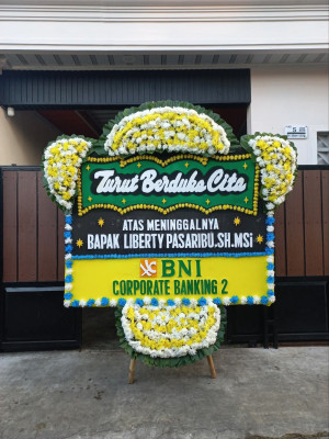 Papan Bunga Duka di Pugaan