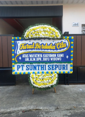 Papan Bunga Duka di Pugaan