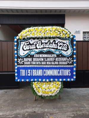Papan Bunga Duka di Pugaan